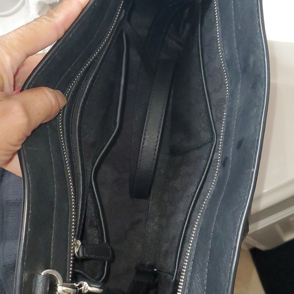 Michael Kors Selma Large Saffiano Leather Satchel - Picture 6 of 6